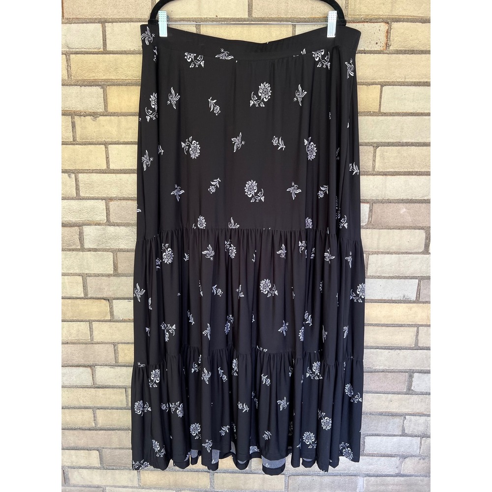 Catherines Black White Floral Tiered Maxi Skirt Size 2X Plus Size Long Skirt